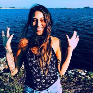 Meet your Posher, Karissa